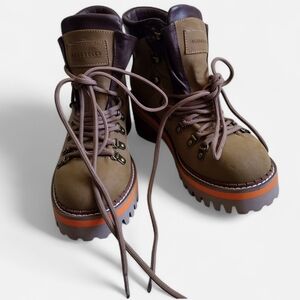 AEROSOLES Women's Brown and Orange Combat Boots